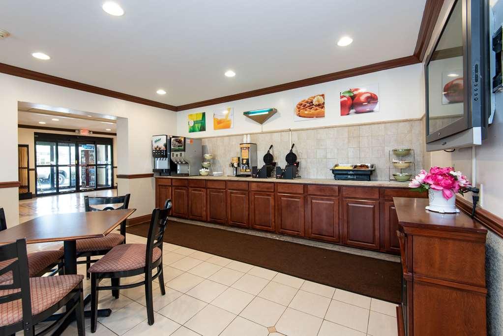 Quality Inn & Suites Quakertown-Allentown Restaurant photo